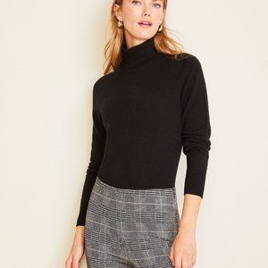 ANN TAYLOR Cashmere Turtleneck Sweater